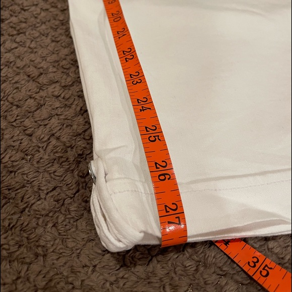 Gloria Vanderbilt skimmer shorts 12 slimming - Picture 7 of 8